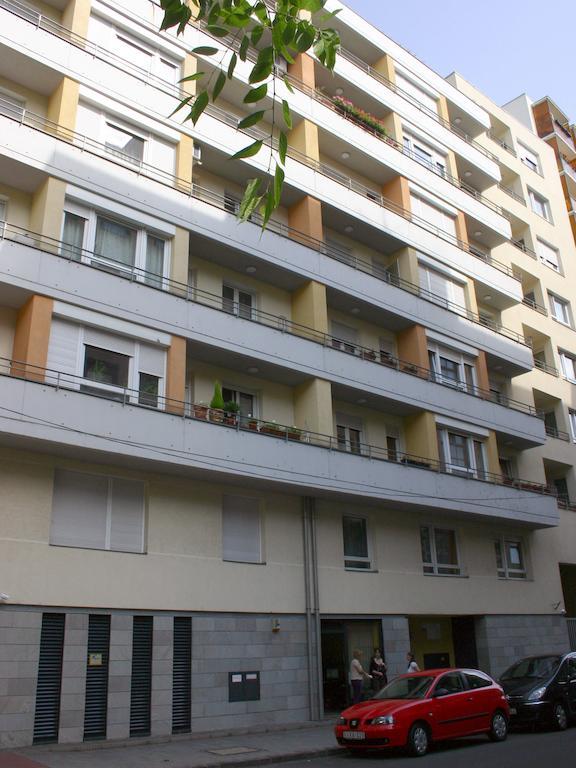 Arriva Apartment, Optional Indoor Parking Budapest Exterior photo