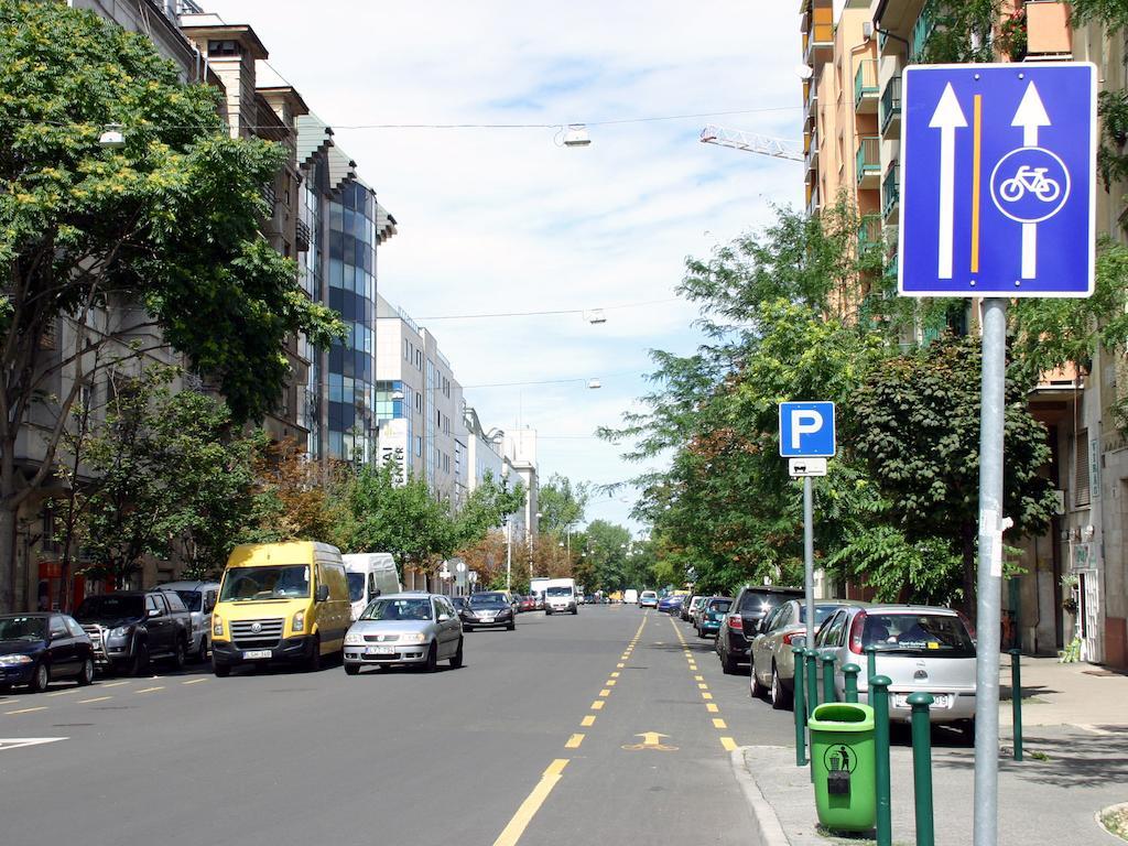 Arriva Apartment, Optional Indoor Parking Budapest Exterior photo